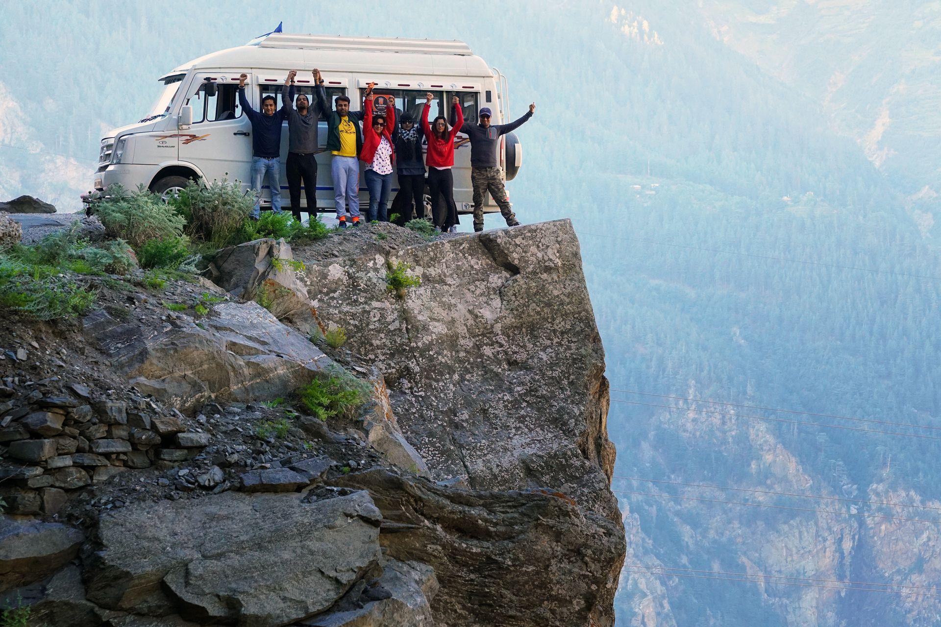 Kalyan Travels team 2
